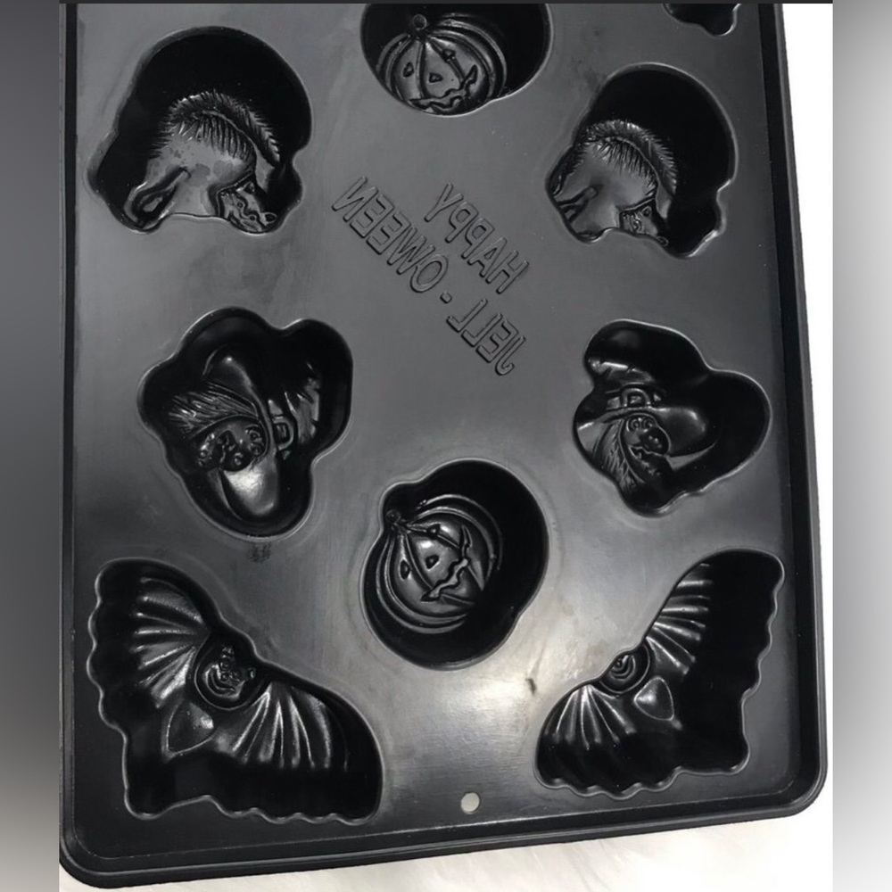 Halloween jello happy jell-oween jiggler mold